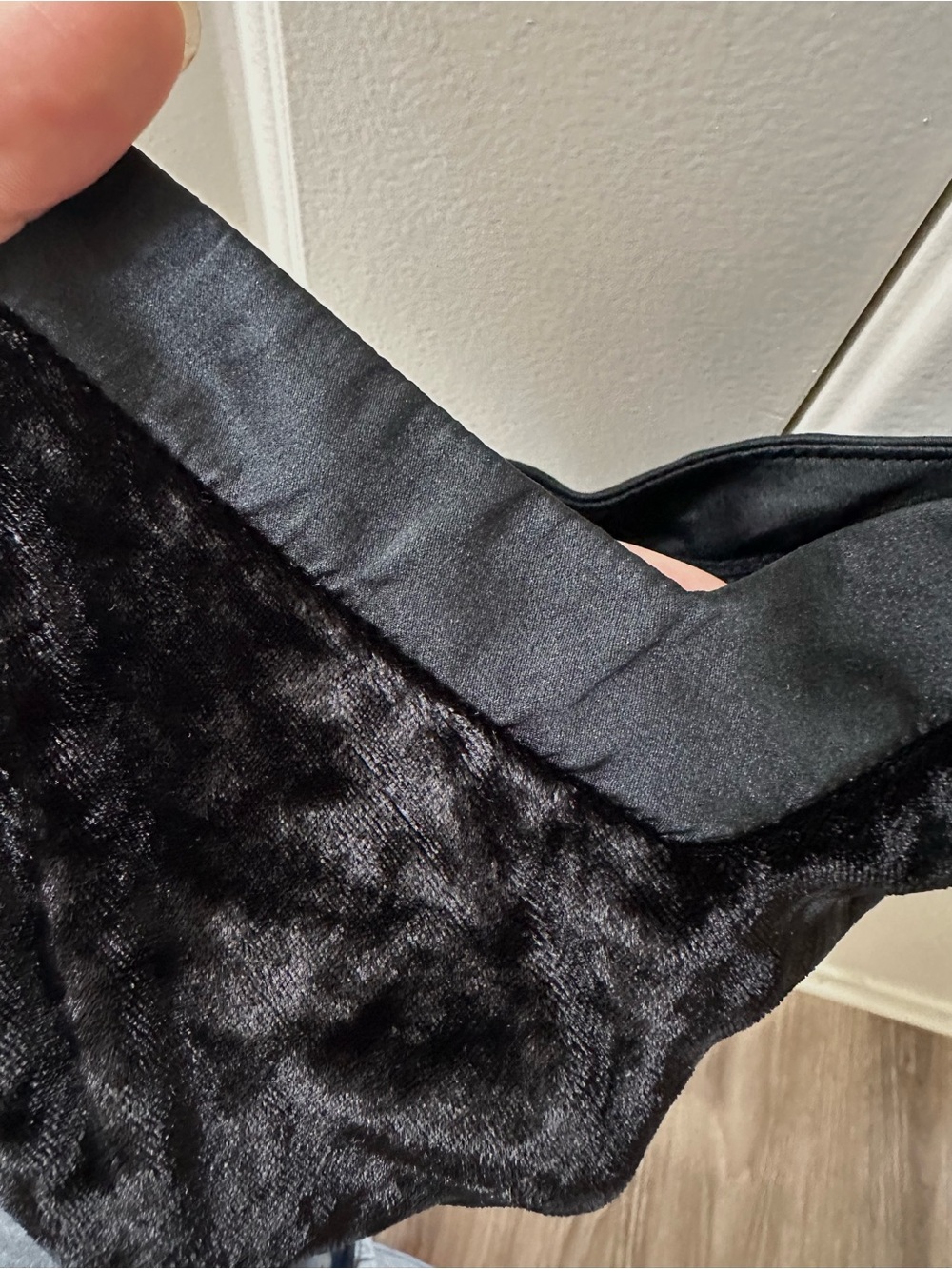 Banana Republic Black Velvet Cami - Picture 3 of 6